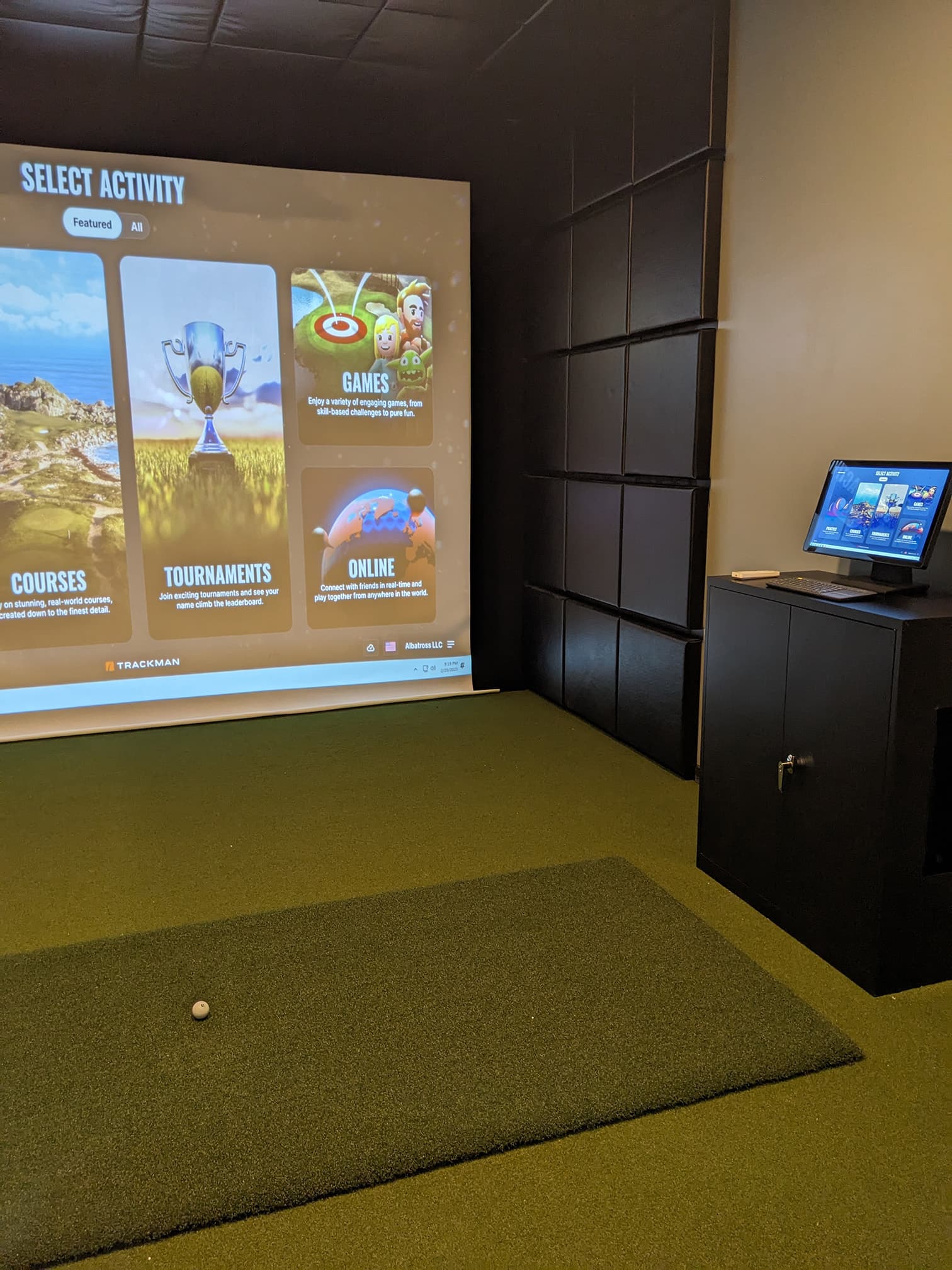 Albatross Golf Sims - Photo 3