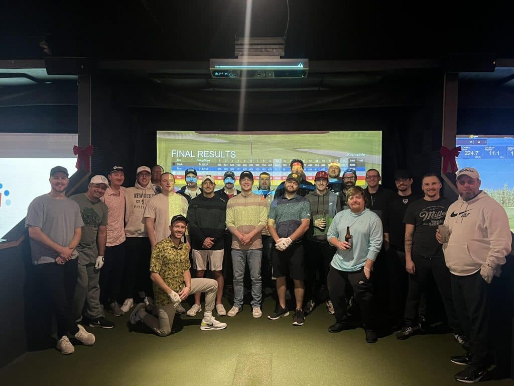 Appleton Indoor Golf - Photo 3