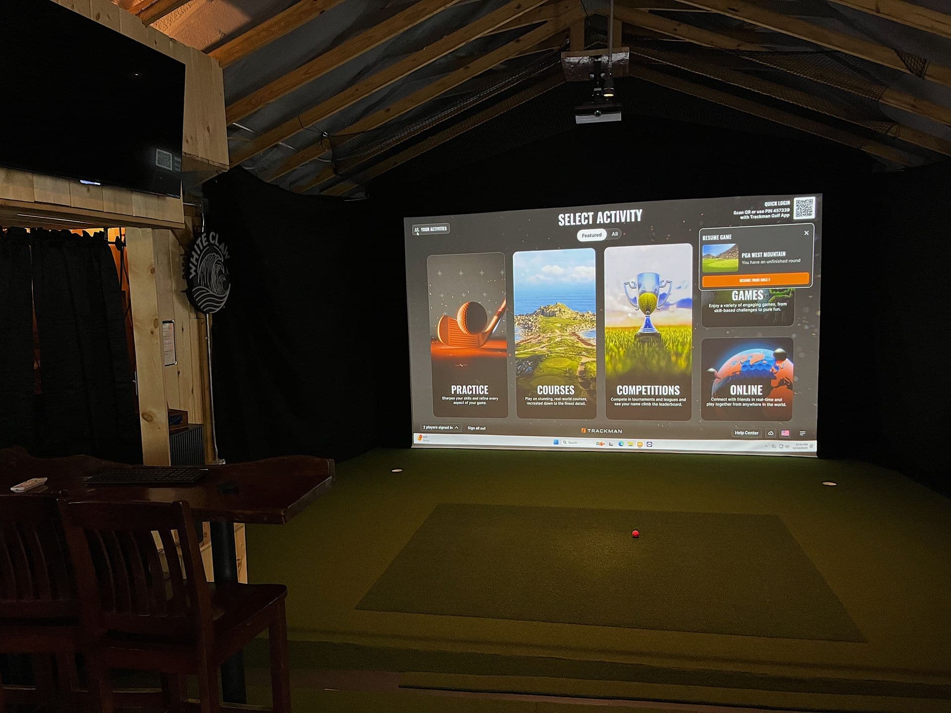 Tk's Cigar Bar & Golf Sims - Photo 3