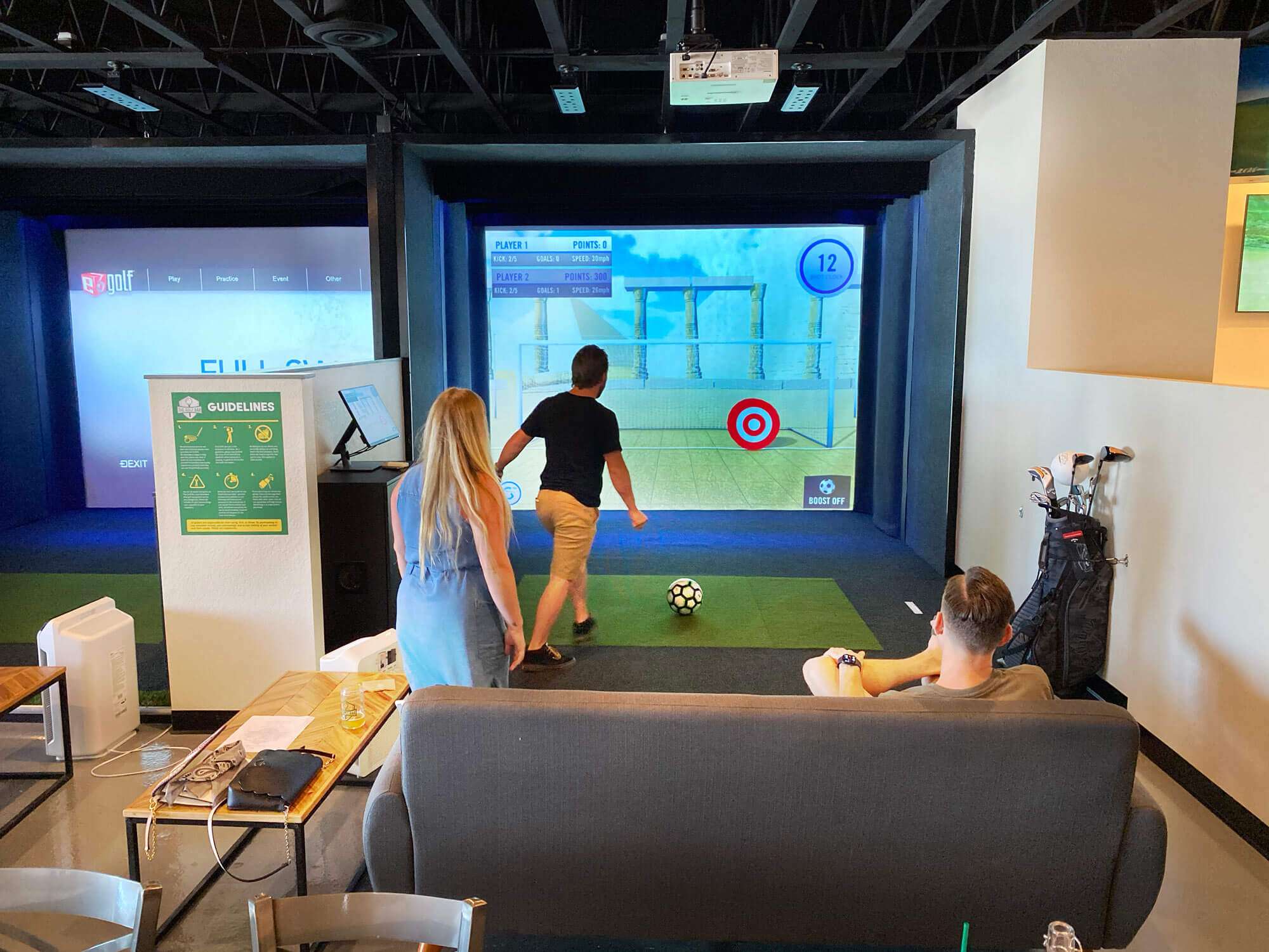 The Golf Bar - Photo 2
