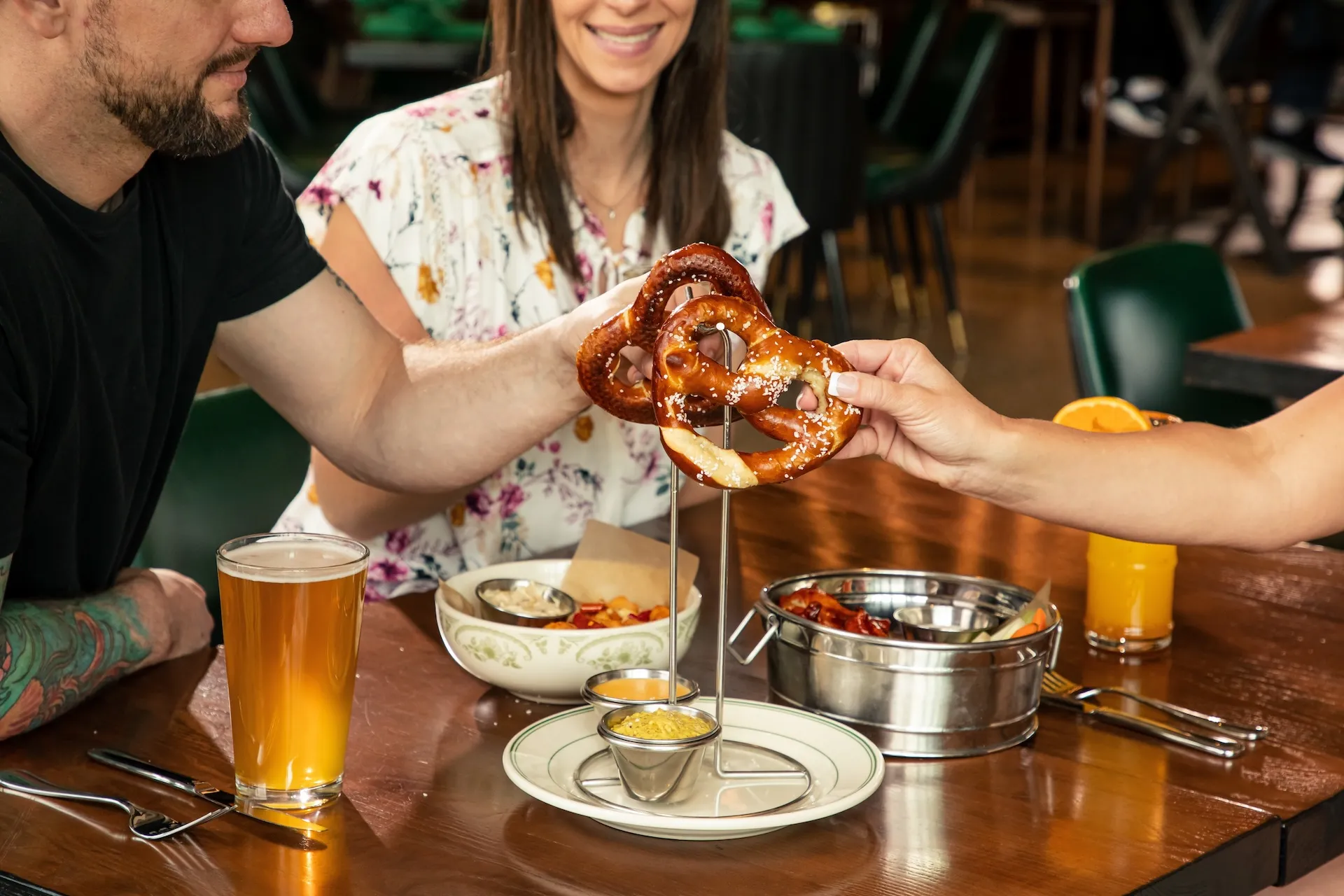 Homefield Pub + Social - Photo 2