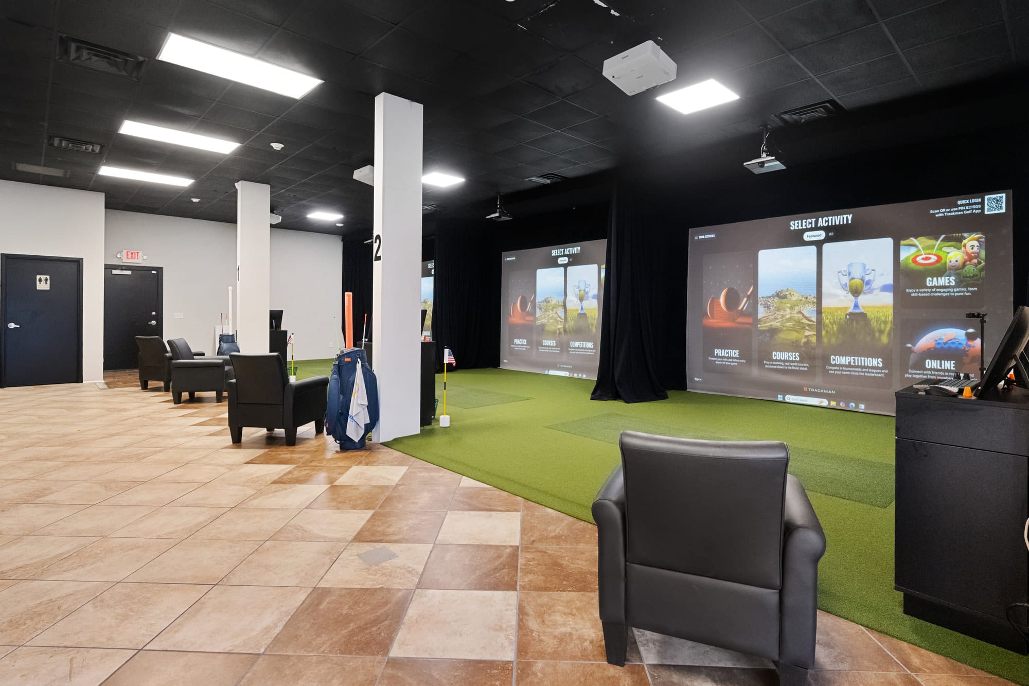 Performance Indoor Golf - Image 1