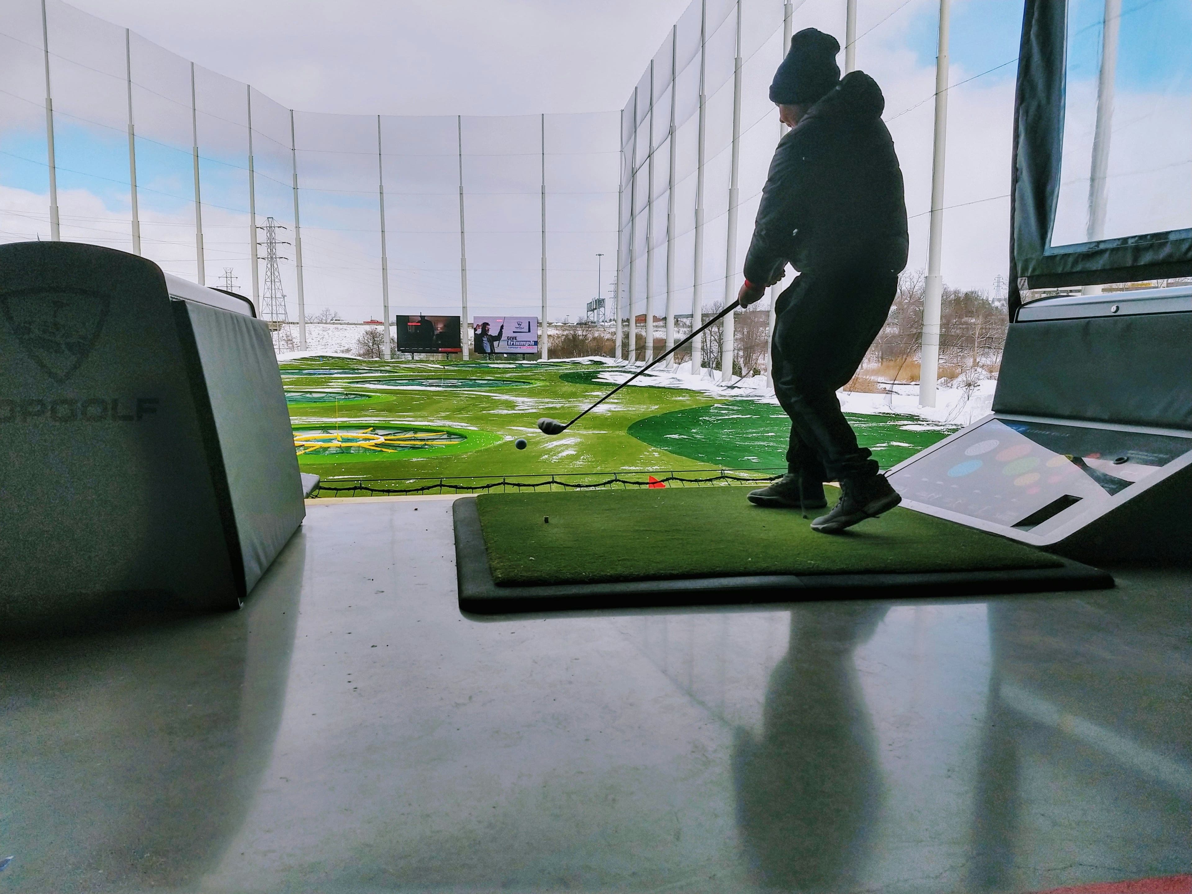 Your First Visit to a Golf Simulator Facility: What to Expect