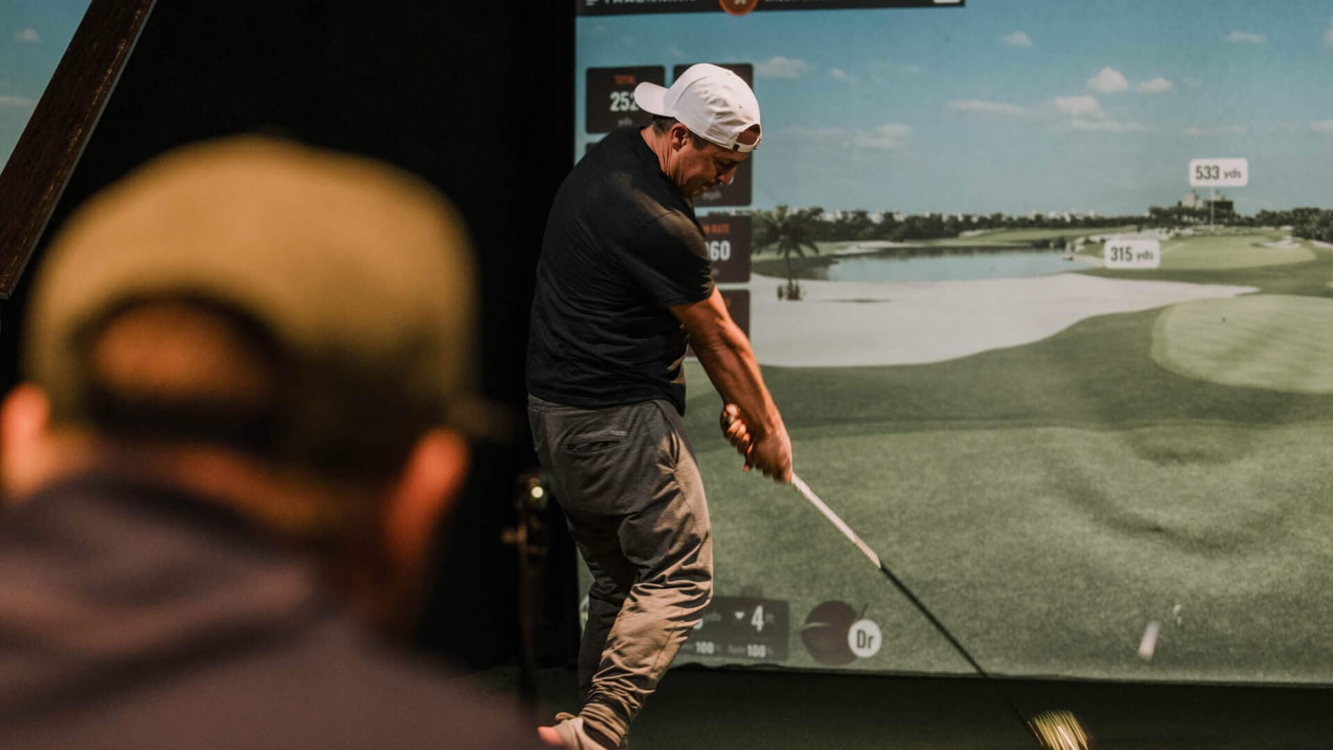 Home - Club Golf - 24/7 Golf Simulators - Image 1