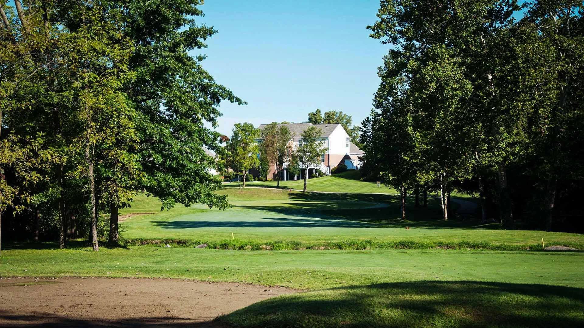 Gray Eagle Golf Club & Academy - Image 1
