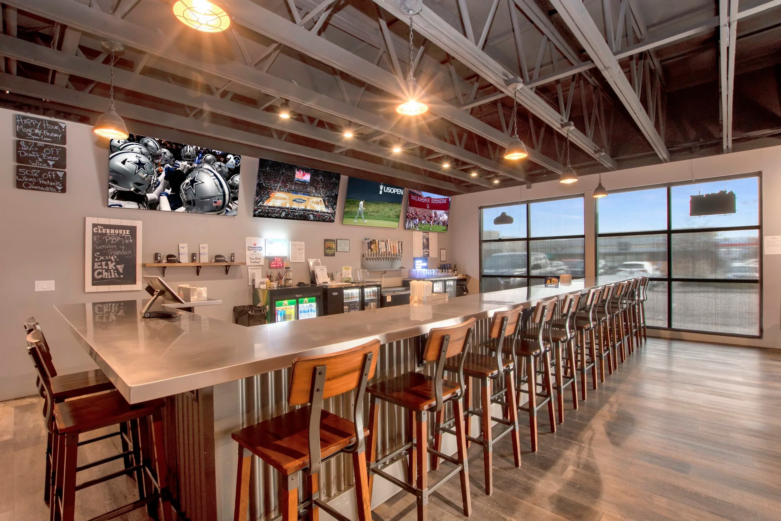The Clubhouse Lounge