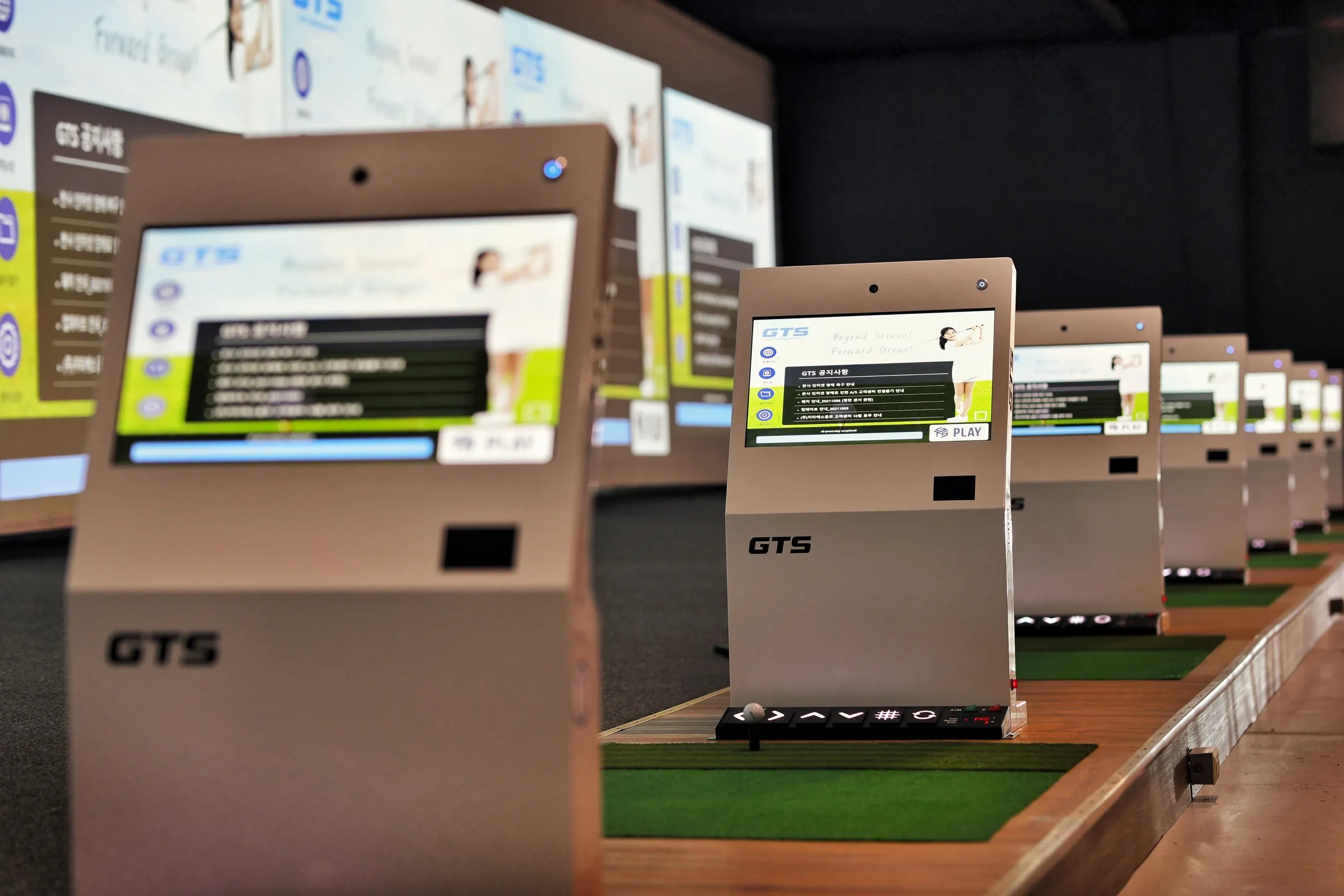 GolfHouse Ashburn - Image 1