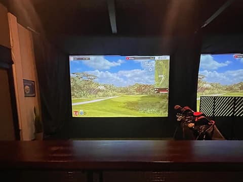Blue Duck Golf Lounge