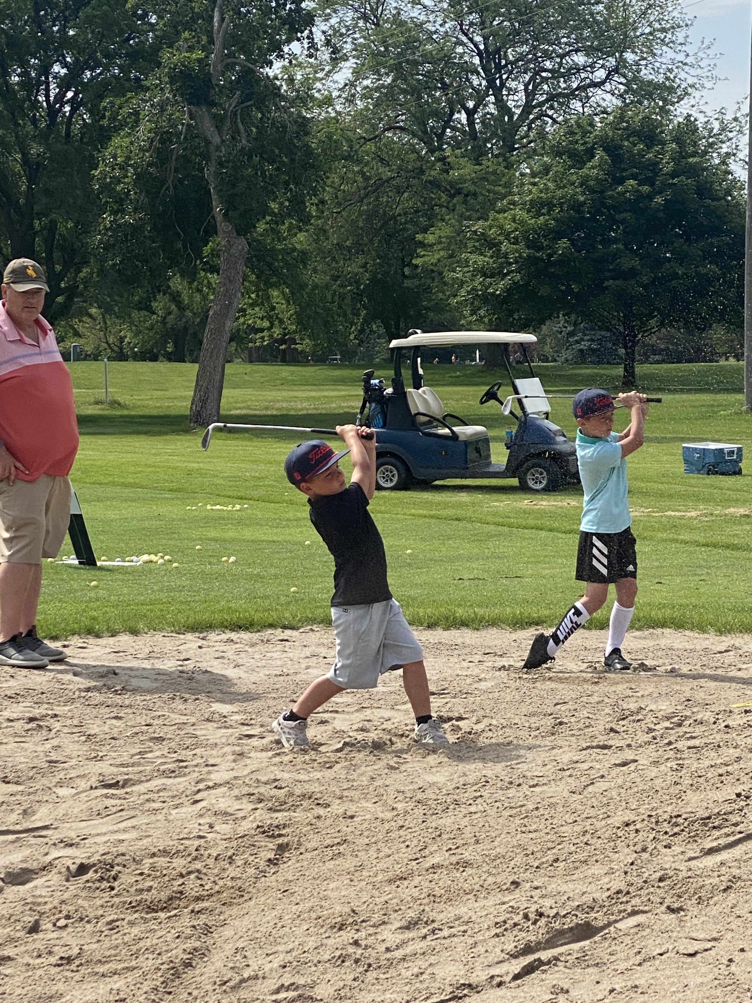 Van Berg Municipal Golf Course - Image 1