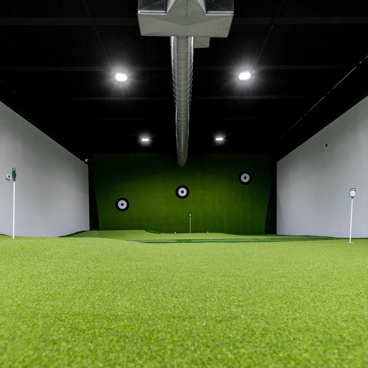 Buffalo Golf House - Image 1